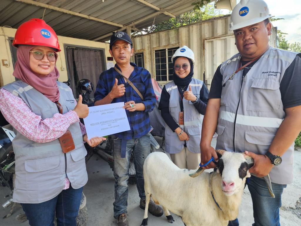 Berbagi Berkah Idul Adha